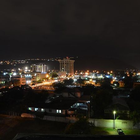 Bella Vista New Kingston Apartment Bagian luar foto